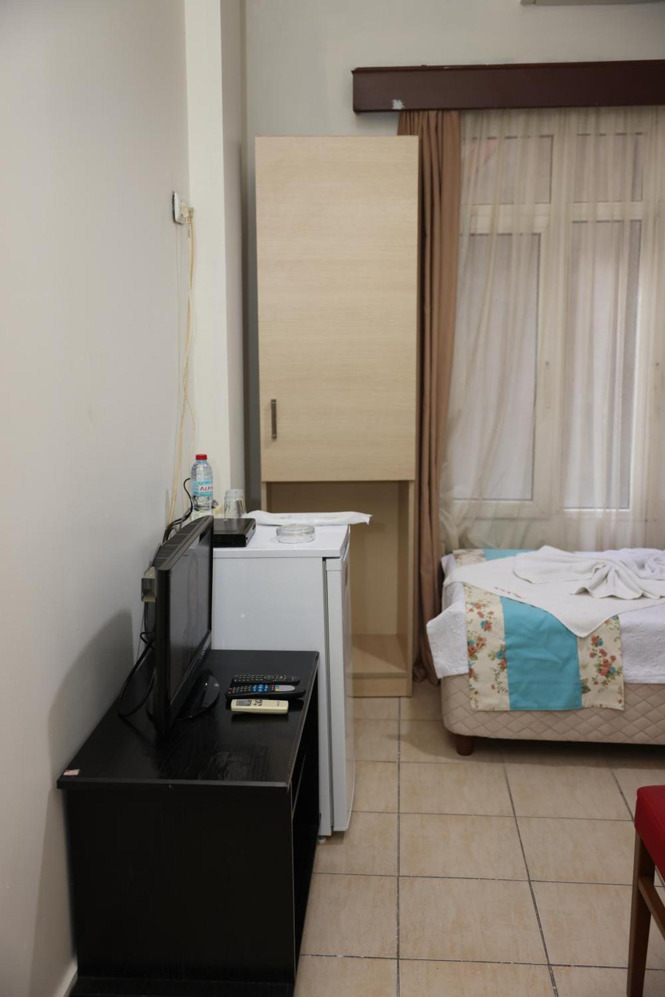 The Time Hotel Adana Esterno foto