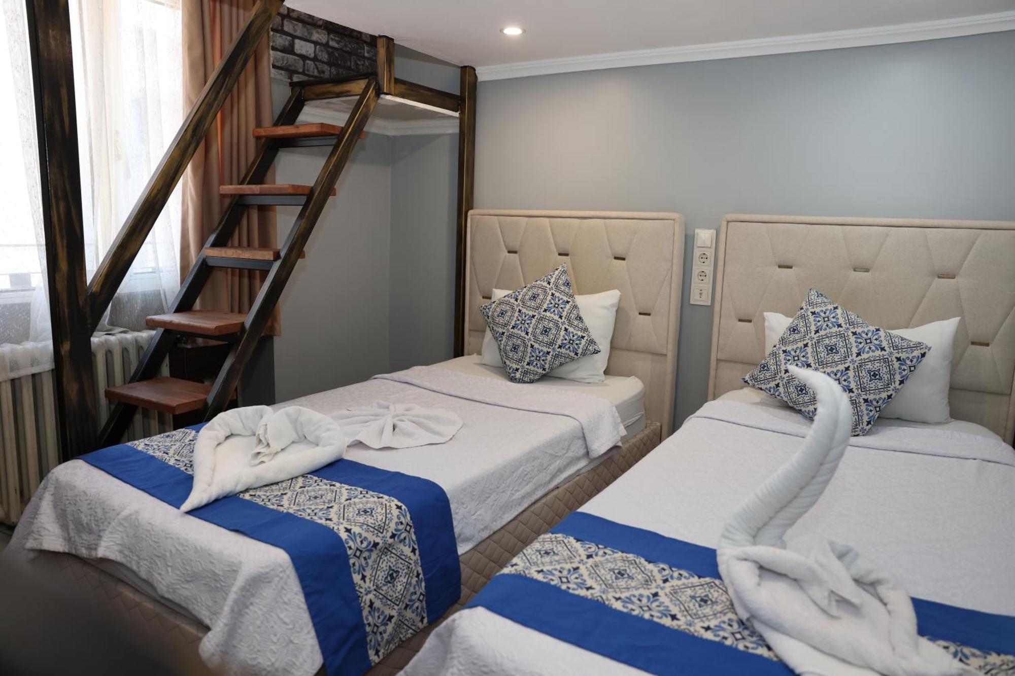 The Time Hotel Adana Esterno foto