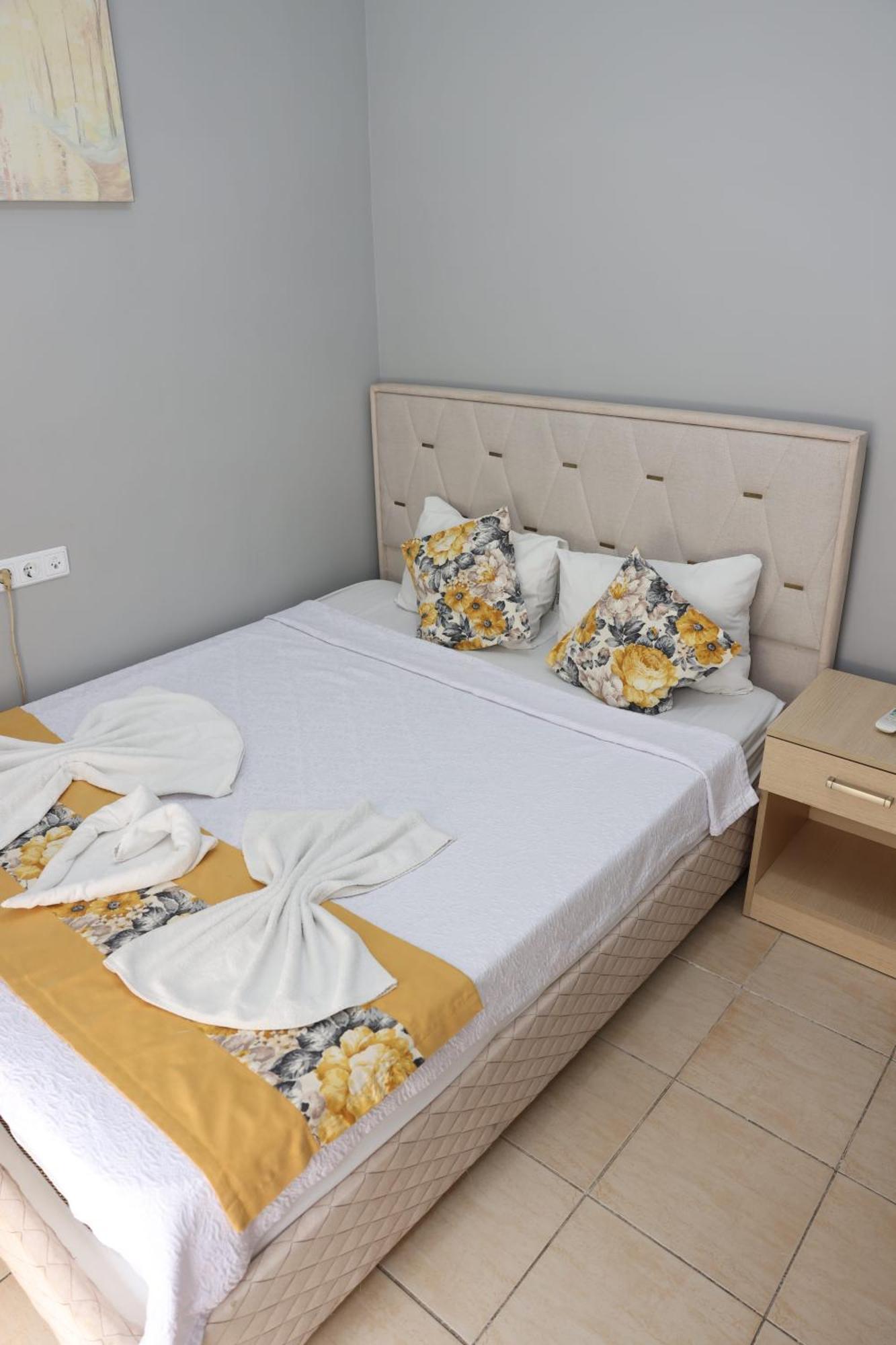 The Time Hotel Adana Esterno foto