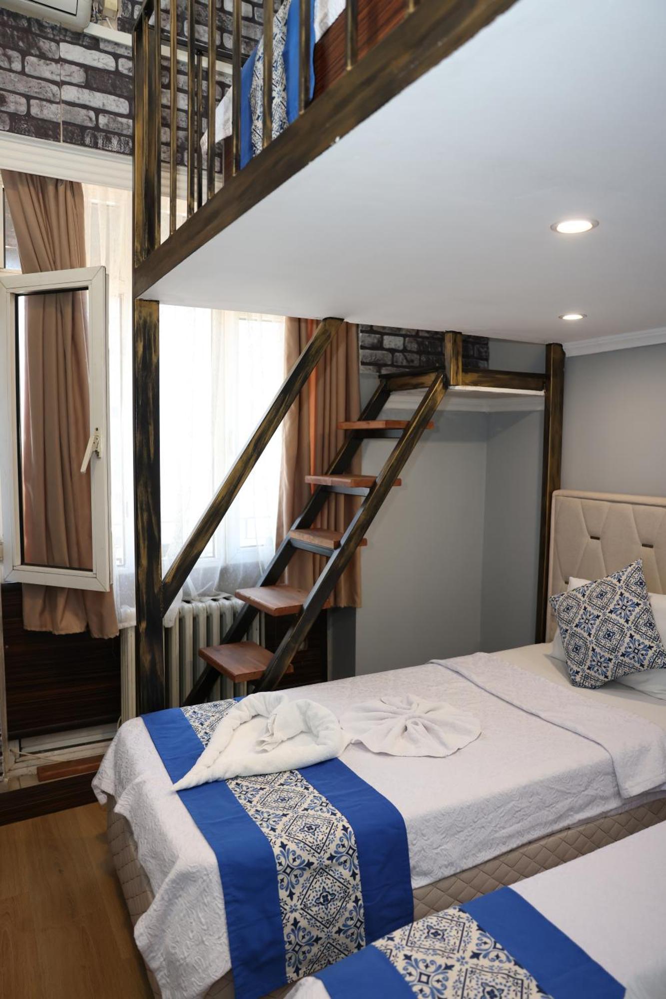 The Time Hotel Adana Esterno foto